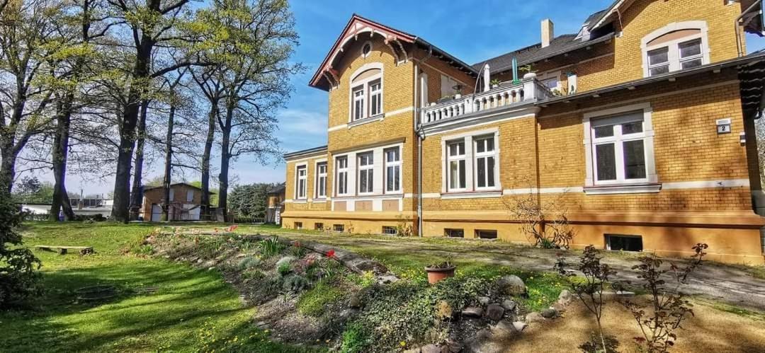 Villa Familyandbike Neupetershain Esterno foto